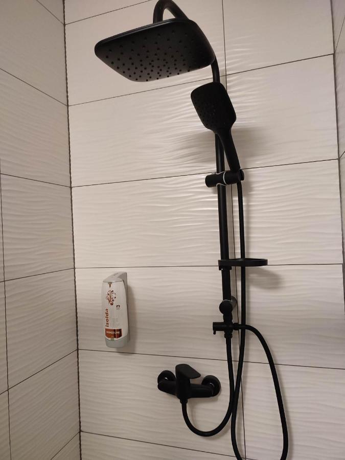 Apartman Tulipan Hnusta Exteriér fotografie
